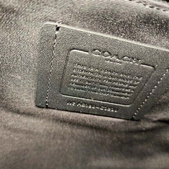 NWT Coach C3230 Graham Backpack In Blocked Signature Canvas Varsity Stripe Bag - Picture 7 of 7